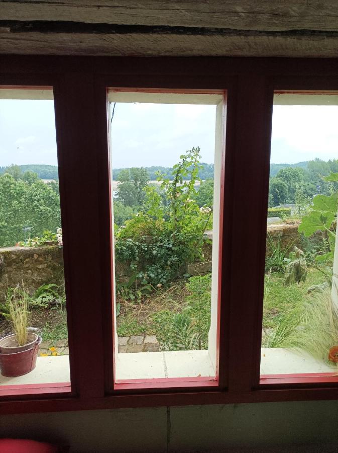 Des Perreyeurs - Maison Troglodyte Avec Vue Sur Loire Hébergement de vacances